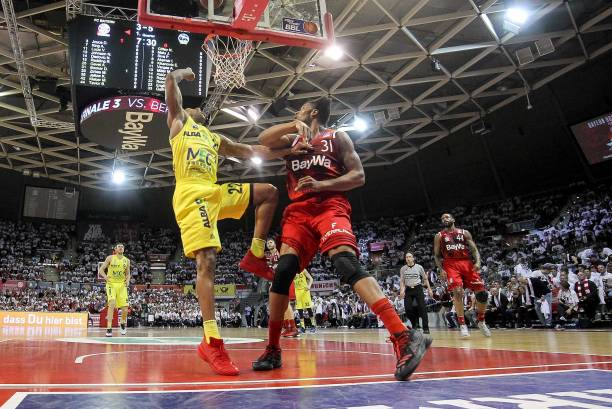 重返前十 重返前十