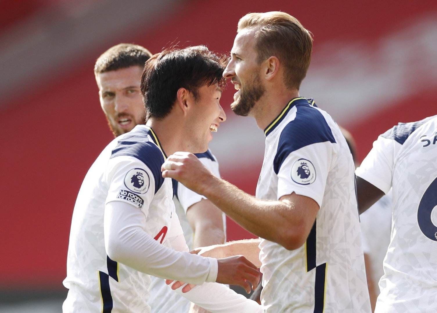 是主教练郎 是主教练郎