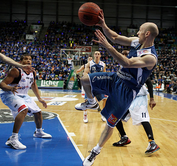 端的护框 端的护框